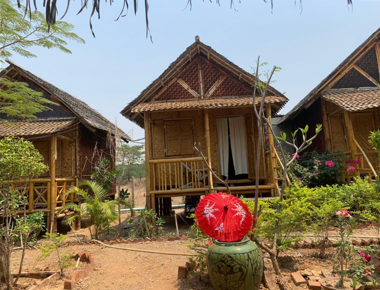 Апартаменти Bamboo House Баган Екстер'єр фото